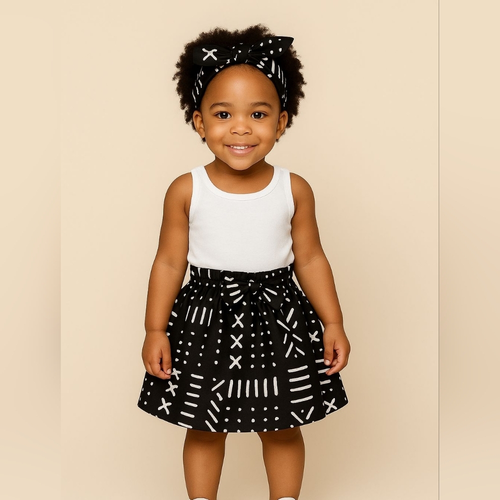 Black and White Patterned Skirt with Headband